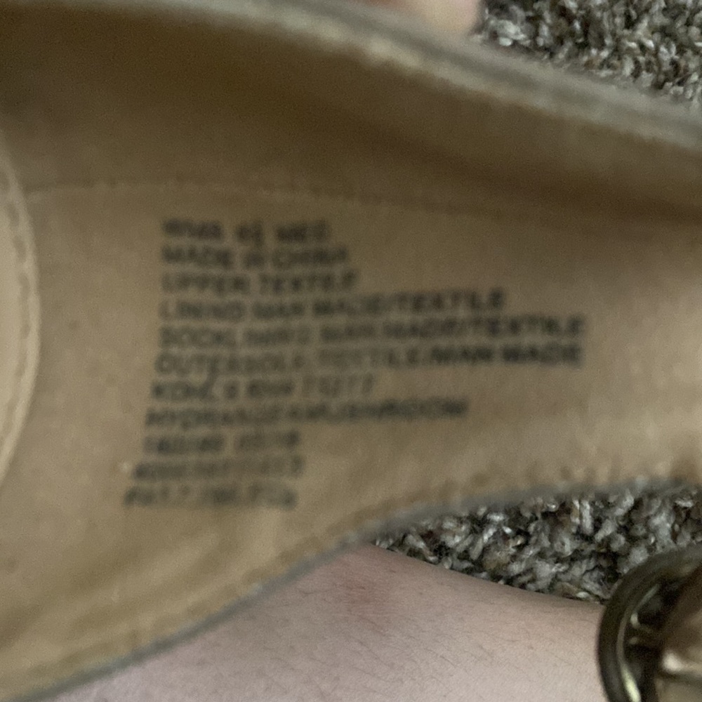 Heels - Picture 6 of 7